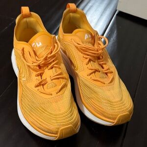 APL Streamline Women's Sneakers